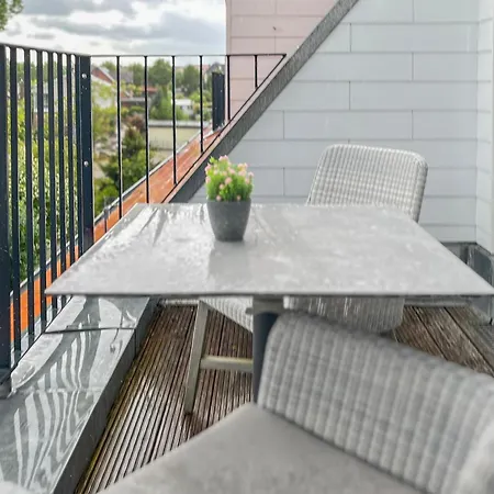 Baltischer Hof 47 *